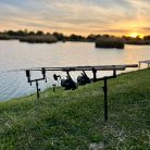 Bottartó készlet Black Carp 2db-os   40-60cm/25cm